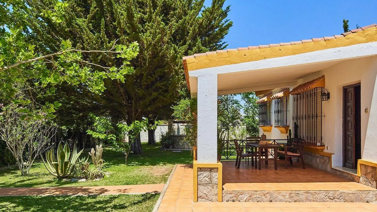 Villa Alegria Conil De La Frontera By Ruralidays Tatil Evi
